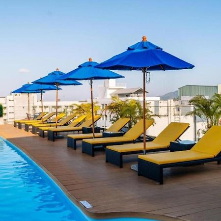 Days Inn By Wyndham Patong Beach Eksteriør bilde