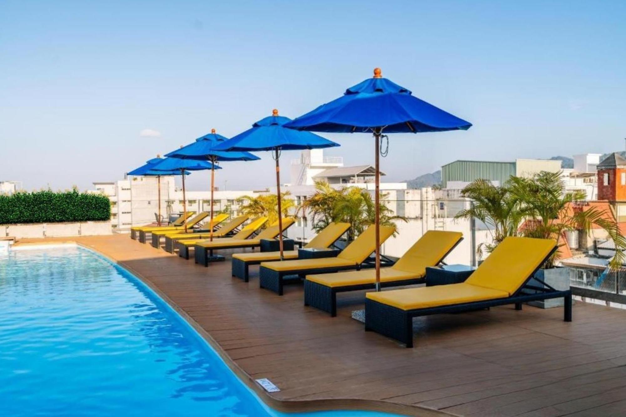 Days Inn By Wyndham Patong Beach Eksteriør bilde